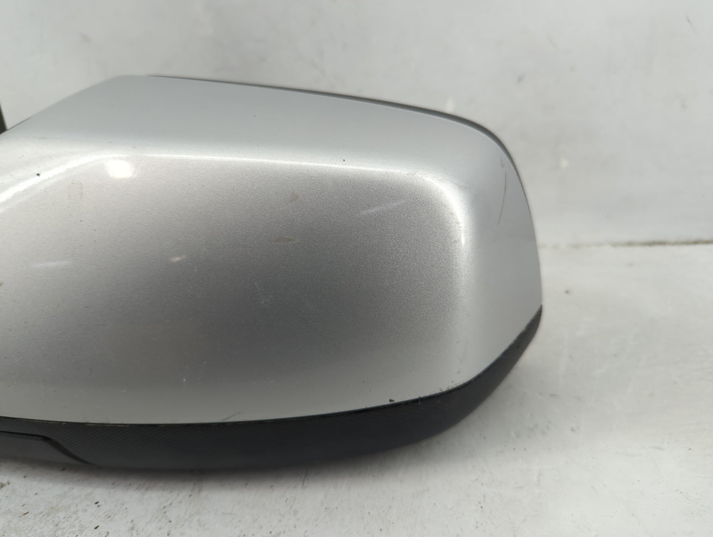 2010-2011 Chevrolet Equinox Driver Side View Mirror - Left Door Mirror OEM Used - Oemusedautoparts1.com