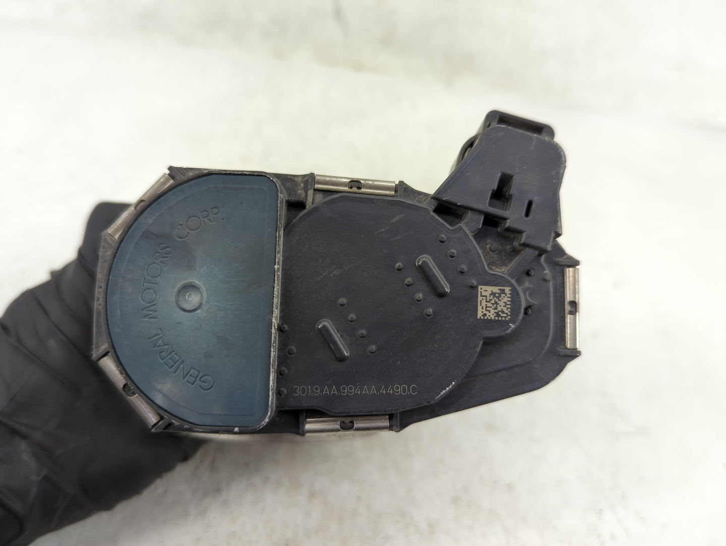 2010-2011 Chevrolet Equinox Throttle Body Fits Fits 2007 2008 2009 2010 2011 2012 OEM Used Auto Parts - Oemusedautoparts1.co