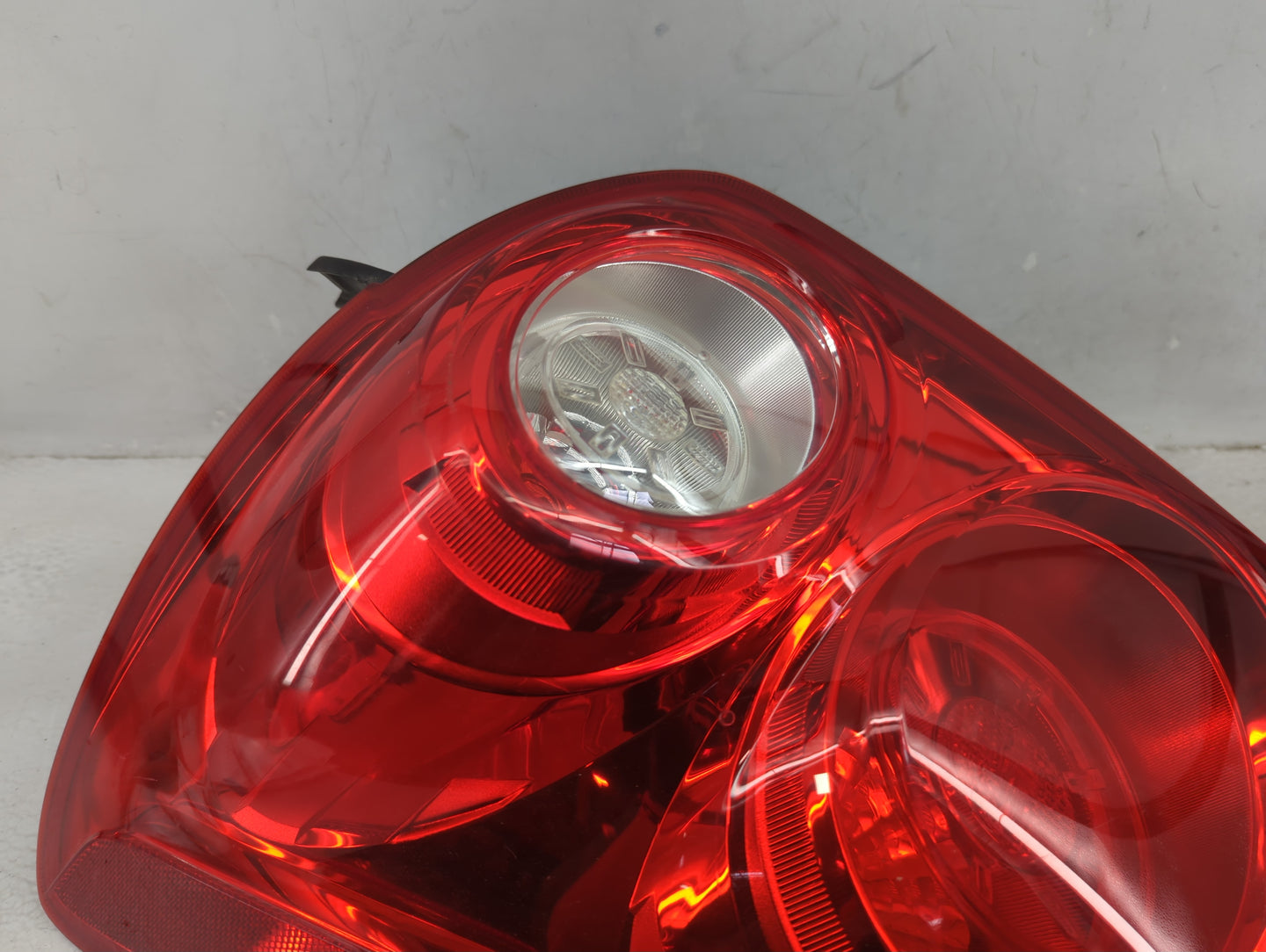 2010 Chevrolet Equinox Tail Light Assembly Driver Left OEM P/N:P7894 Fits OEM Used Auto Parts - Oemusedautoparts1.com