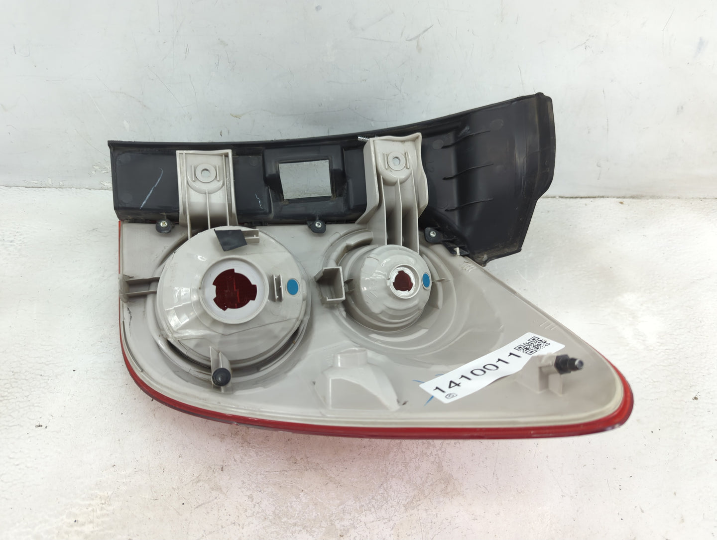 2010 Chevrolet Equinox Tail Light Assembly Driver Left OEM P/N:P7894 Fits OEM Used Auto Parts - Oemusedautoparts1.com