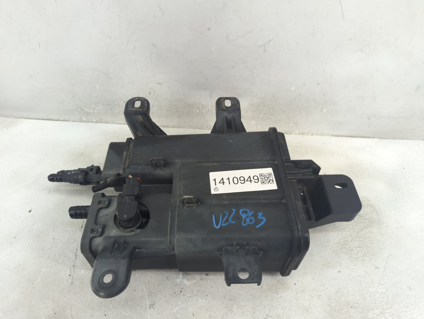 2010 Chevrolet Equinox Fuel Vapor Charcoal Canister 1410949 - Oemusedautoparts1.com