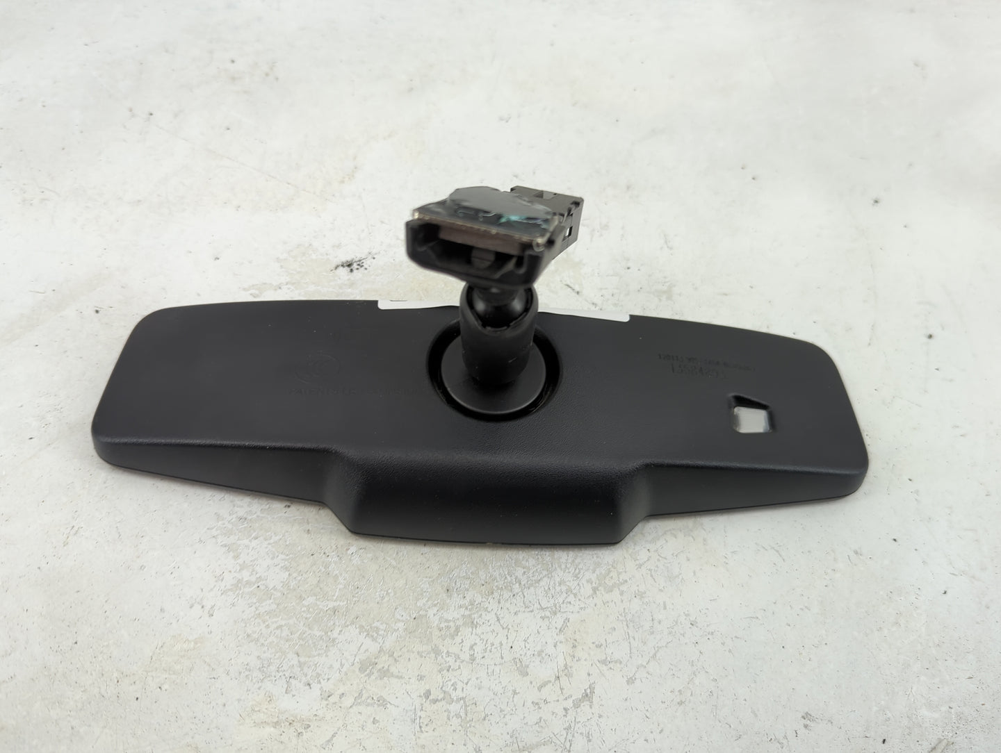 2010-2017 Chevrolet Equinox Interior Rear View Mirror Replacement OEM P/N:E11026538 Fits OEM Used Auto Parts - Oemusedautopa