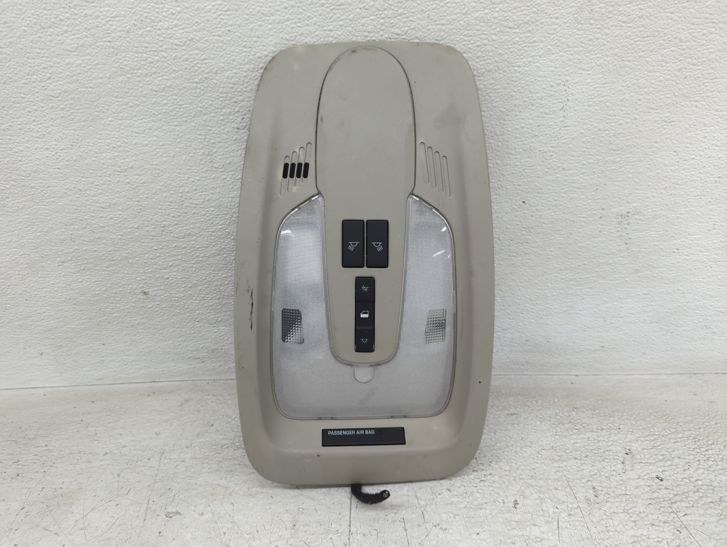 2010 Chevrolet Equinox Overhead Roof Console - Oemusedautoparts1.com