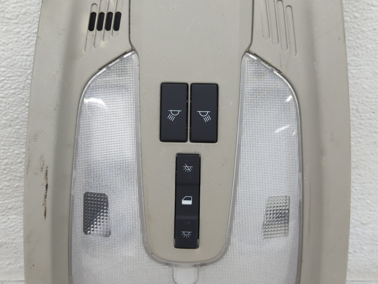 2010 Chevrolet Equinox Overhead Roof Console - Oemusedautoparts1.com