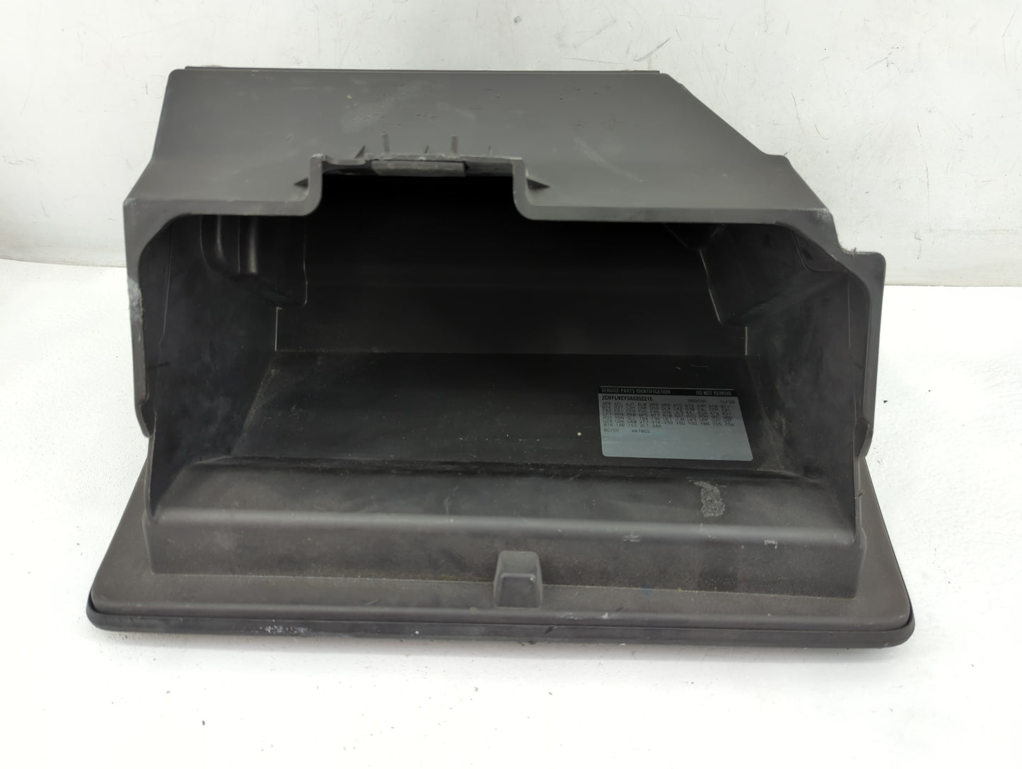 2010 Chevrolet Equinox Passenger Glove Box Door Storage Compartment 1412907 - Oemusedautoparts1.com