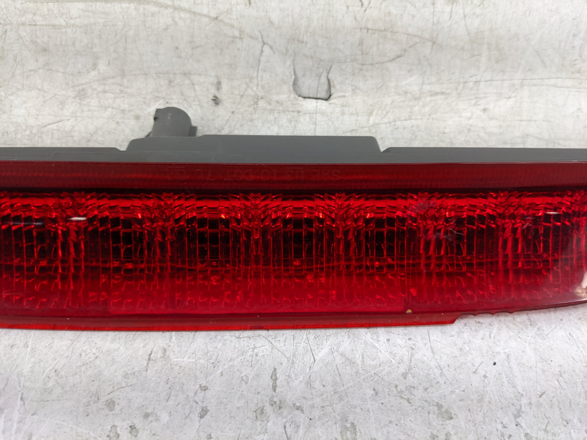 2010 Chevrolet Equinox Third Brake Light Tail Light Fits OEM Used Auto Parts - Oemusedautoparts1.com
