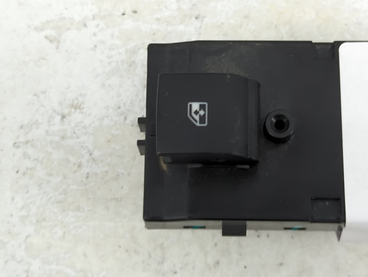2010 Chevrolet Equinox Passenger Right Power Window Switch 13305370 - Oemusedautoparts1.com
