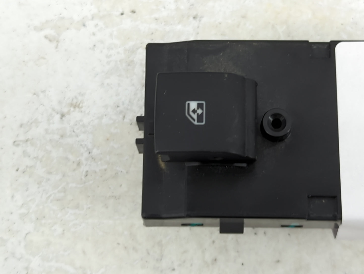 2010 Chevrolet Equinox Passenger Right Power Window Switch 13305370 - Oemusedautoparts1.com