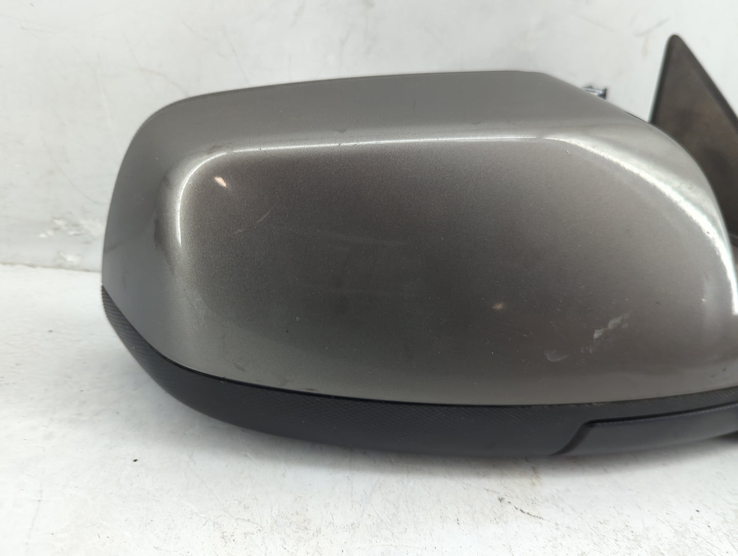 2010-2011 Chevrolet Equinox Passenger Side View Mirror - Right Door Mirror OEM Used - Oemusedautoparts1.com