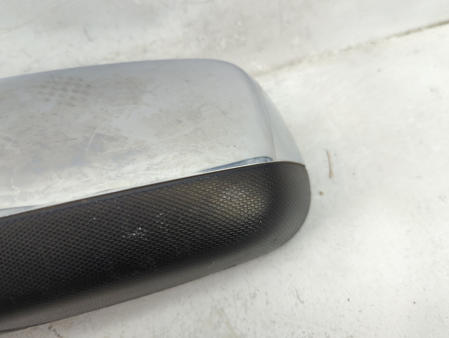 2010-2011 Chevrolet Equinox Driver Side View Mirror - Left Door Mirror OEM Used - Oemusedautoparts1.com