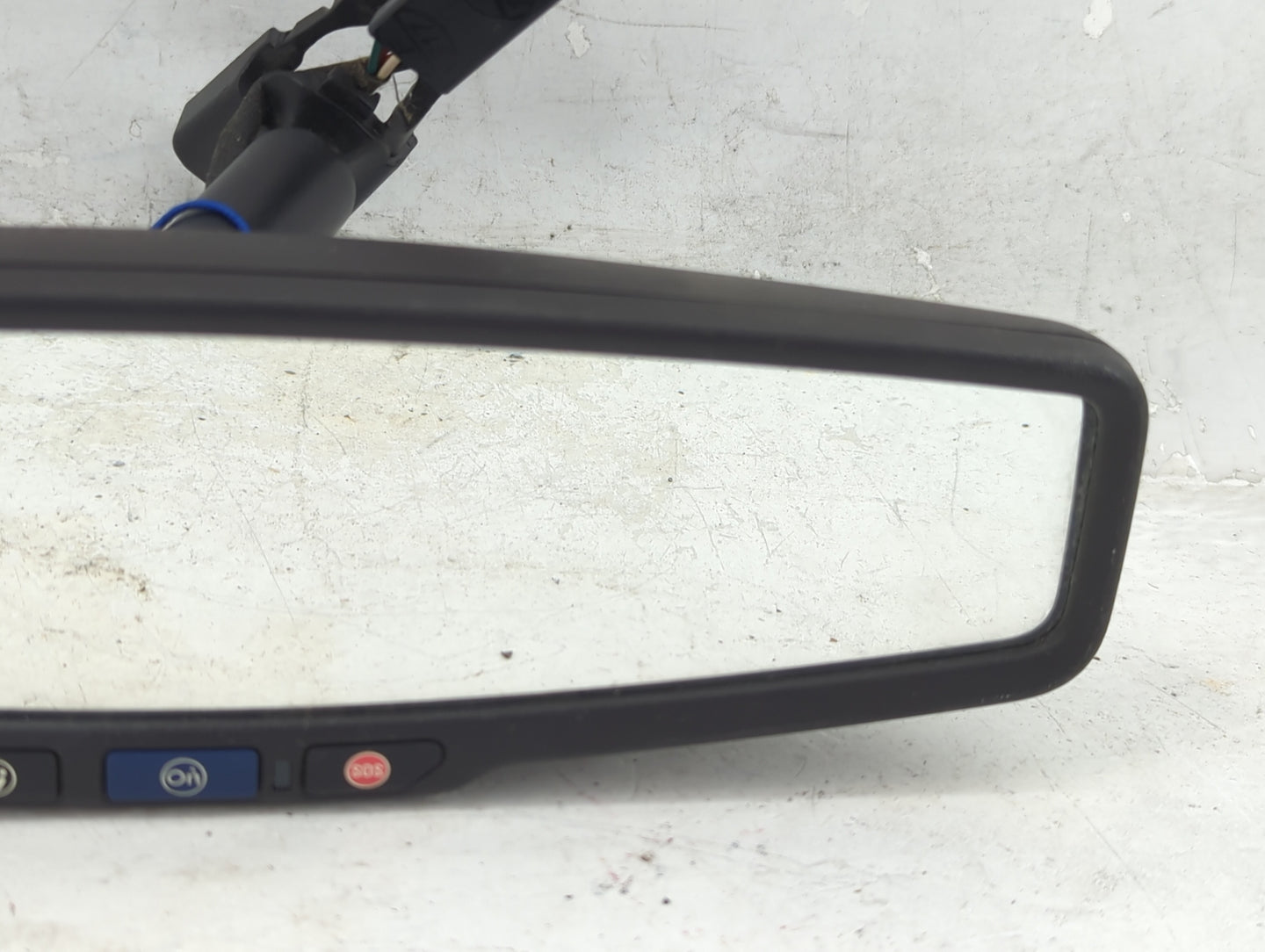 2010-2017 Chevrolet Equinox Interior Rear View Mirror Replacement OEM P/N:e11026392 Fits OEM Used Auto Parts - Oemusedautopa