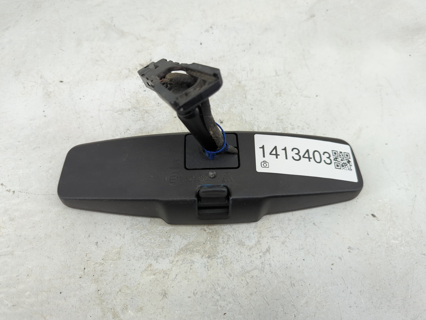 2010-2017 Chevrolet Equinox Interior Rear View Mirror Replacement OEM P/N:e11026392 Fits OEM Used Auto Parts - Oemusedautopa