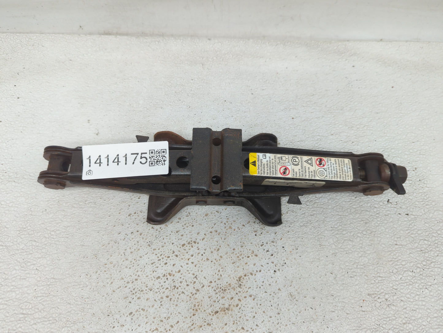 2010 Chevrolet Equinox Spare Scissor Car Jack - Oemusedautoparts1.com