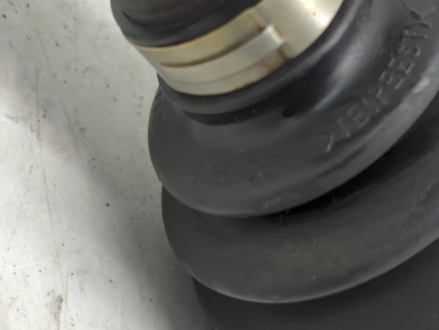 2010-2017 Chevrolet Equinox Axle Shaft Front Driver Cv C/v - Oemusedautoparts1.com