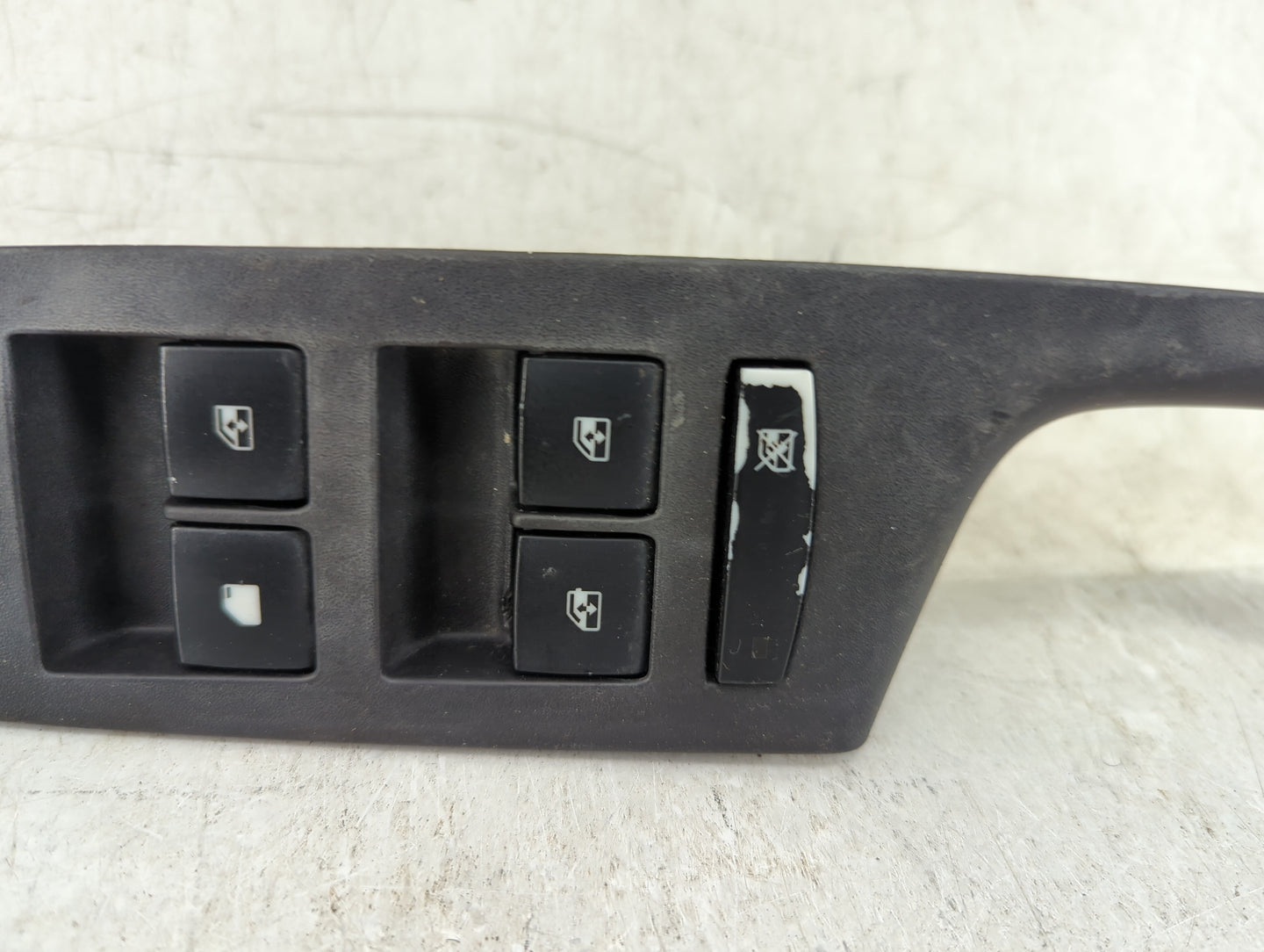 2010-2017 Chevrolet Equinox Master Power Window Switch Replacement Driver Side Left P/N:25983673 Fits OEM Used Auto Parts - 