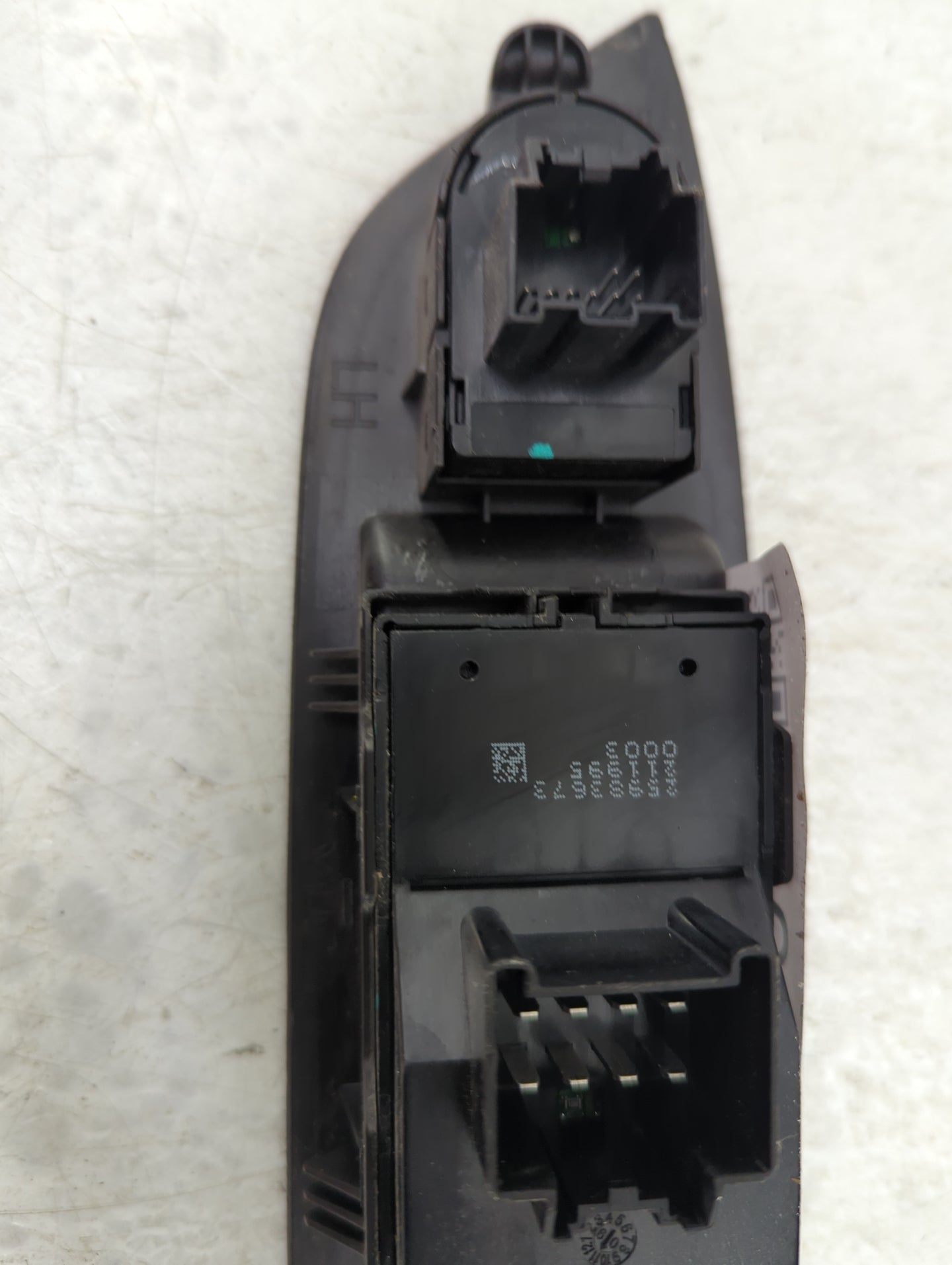 2010-2017 Chevrolet Equinox Master Power Window Switch Replacement Driver Side Left P/N:25983673 Fits OEM Used Auto Parts - 