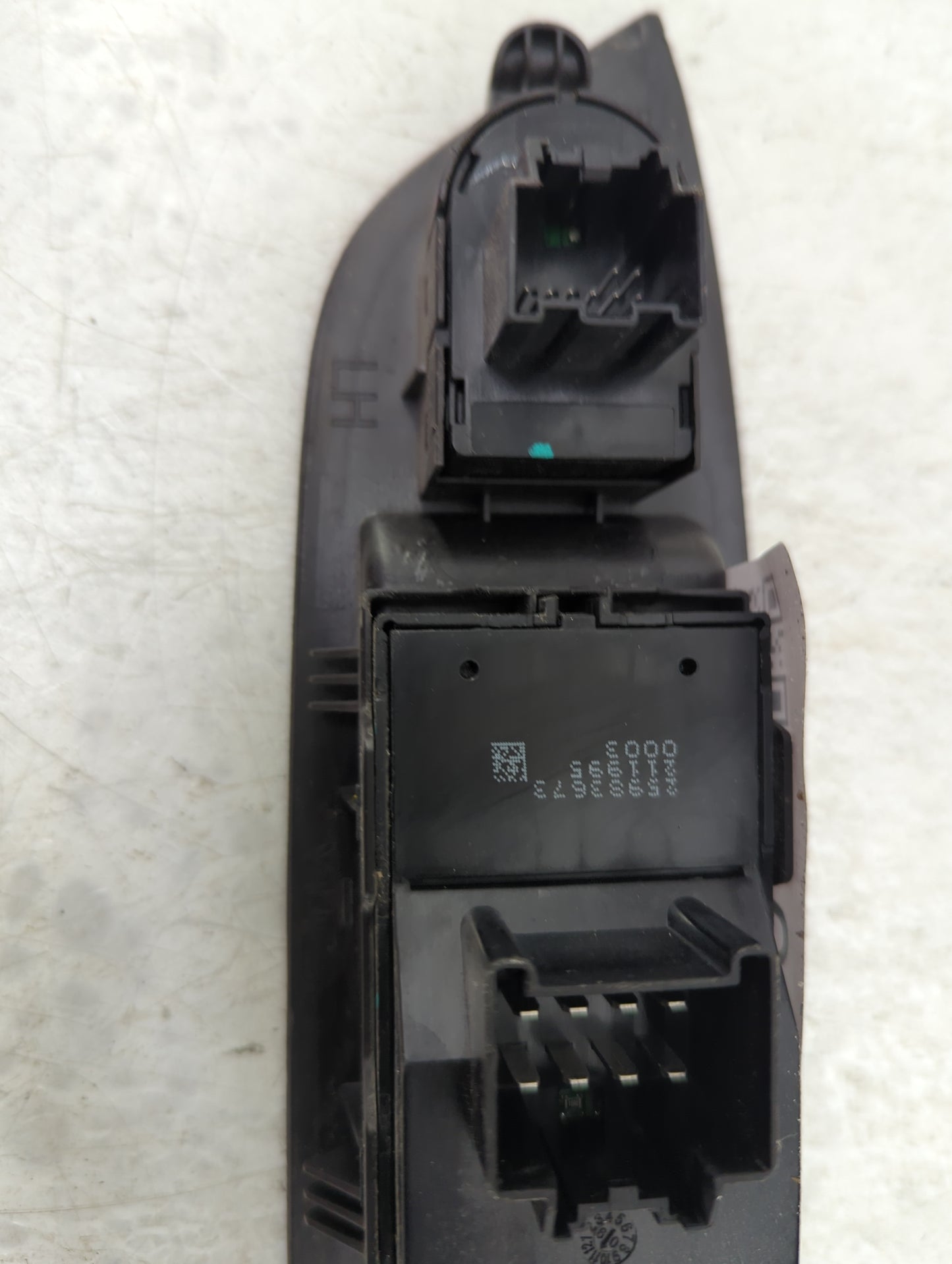 2010-2017 Chevrolet Equinox Master Power Window Switch Replacement Driver Side Left P/N:25983673 Fits OEM Used Auto Parts - 