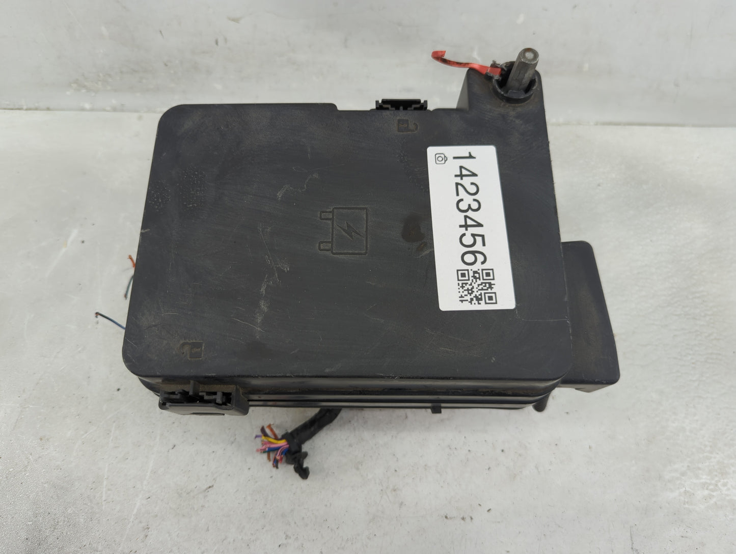 2010 Chevrolet Equinox Fusebox Fuse Box Panel Relay Module P/N:20848337 Fits OEM Used Auto Parts - Oemusedautoparts1.com