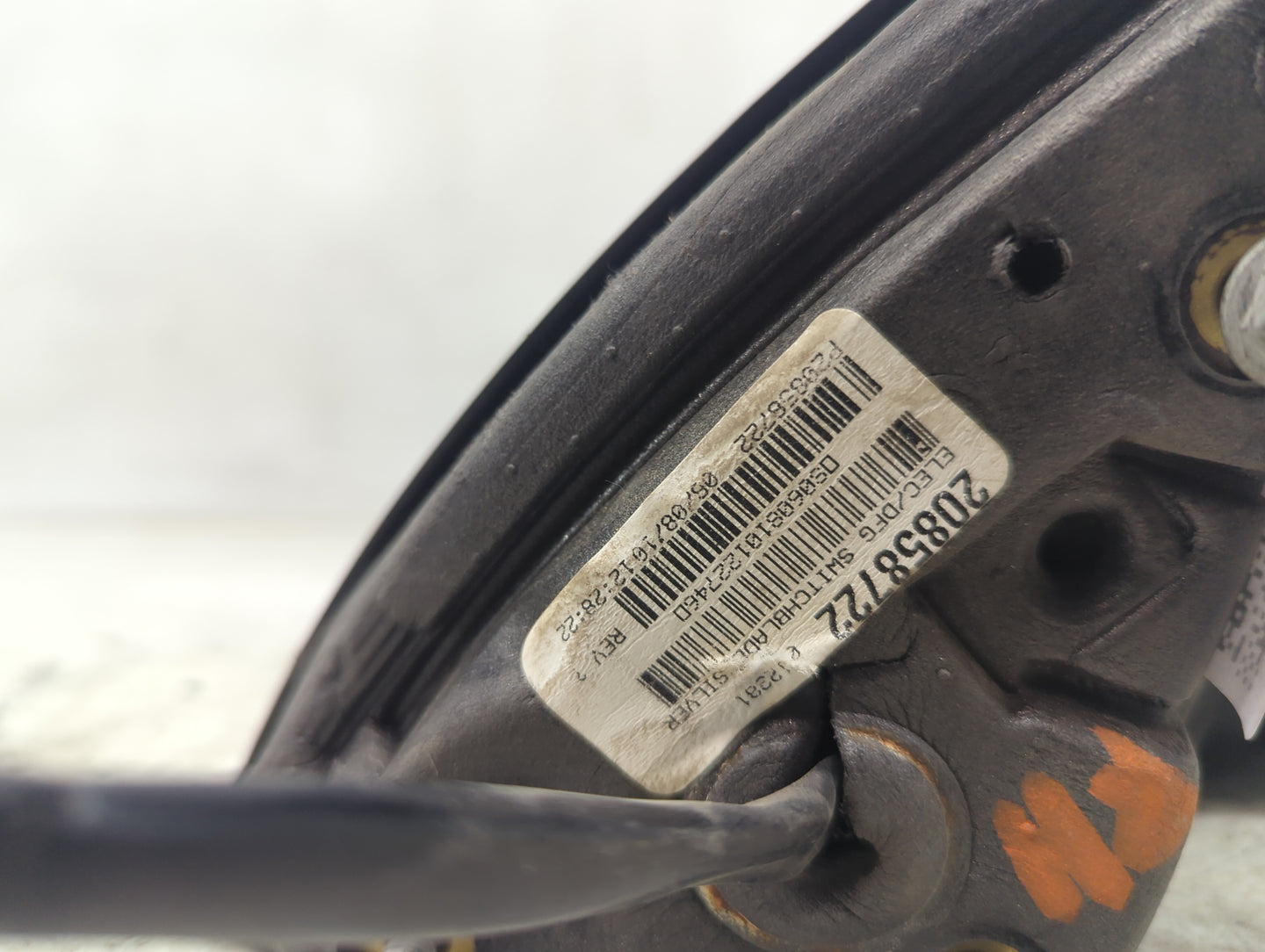 2010-2011 Chevrolet Equinox Passenger Side View Mirror - Right Door Mirror OEM Used - Oemusedautoparts1.com