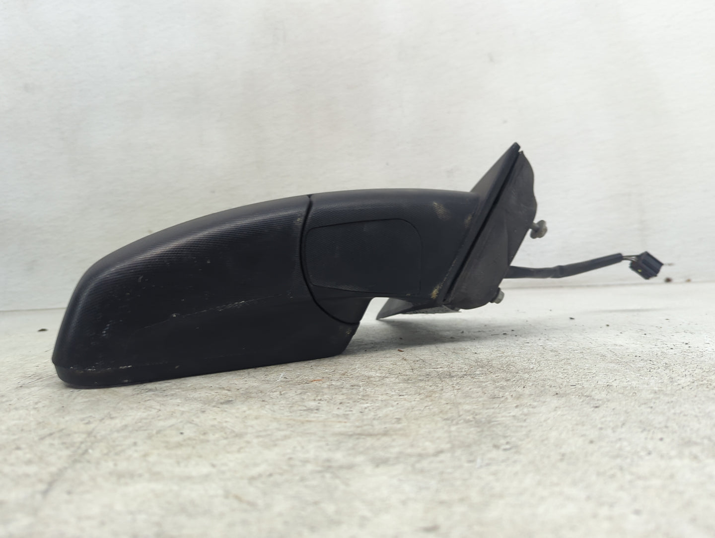 2010-2011 Chevrolet Equinox Passenger Side View Mirror - Right Door Mirror OEM Used - Oemusedautoparts1.com