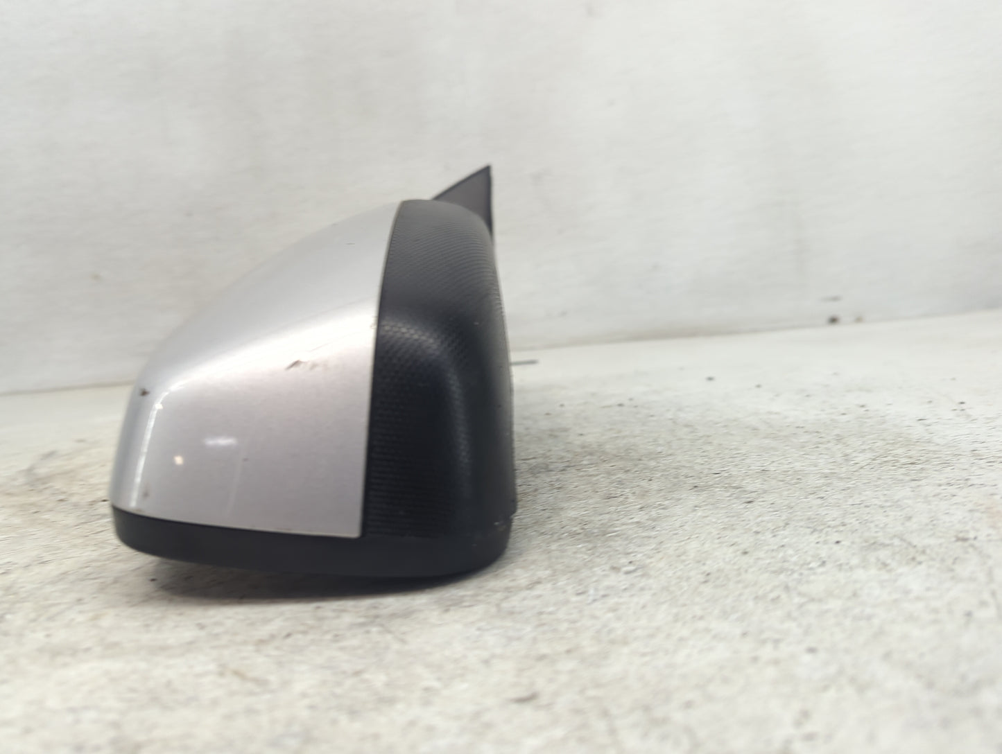 2010-2011 Chevrolet Equinox Passenger Side View Mirror - Right Door Mirror OEM Used - Oemusedautoparts1.com