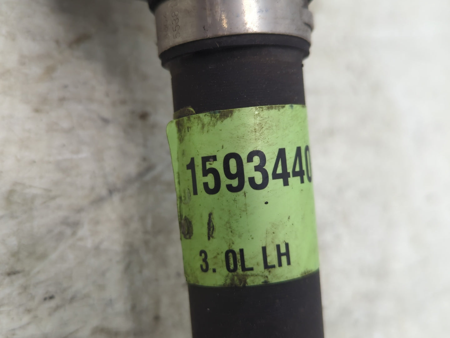 2010-2017 Chevrolet Equinox Axle Shaft Front Driver Cv C/v - Oemusedautoparts1.com