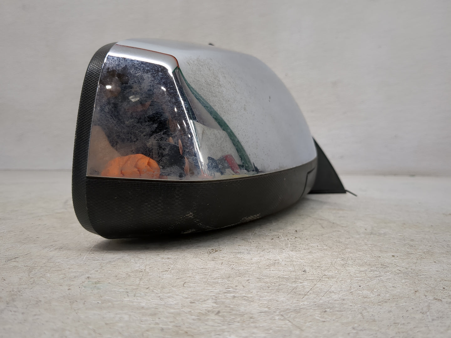 2010-2011 Chevrolet Equinox Passenger Side View Mirror - Right Door Mirror OEM Used - Oemusedautoparts1.com