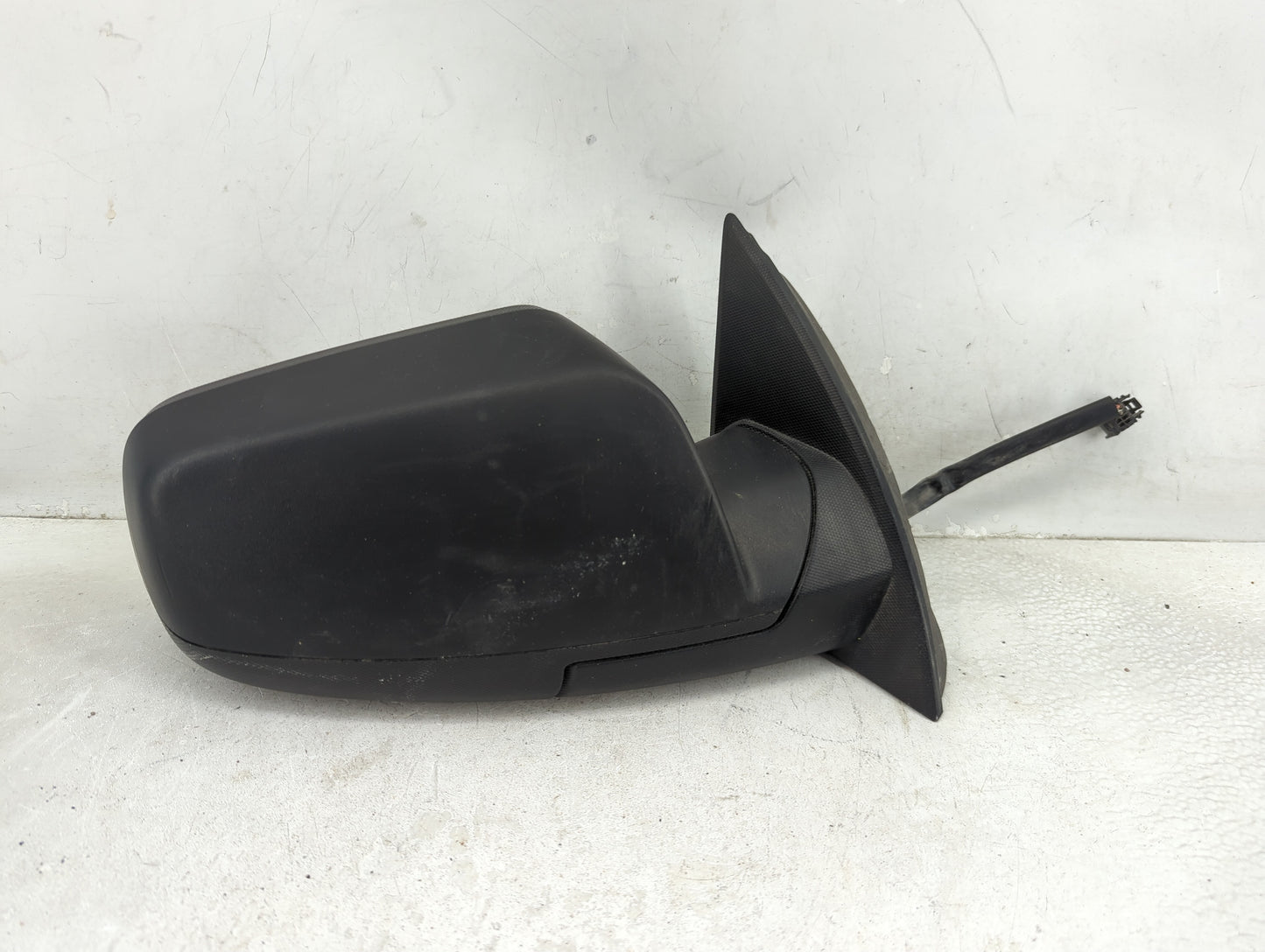 2010-2011 Chevrolet Equinox Passenger Side View Mirror - Right Door Mirror OEM Used - Oemusedautoparts1.com