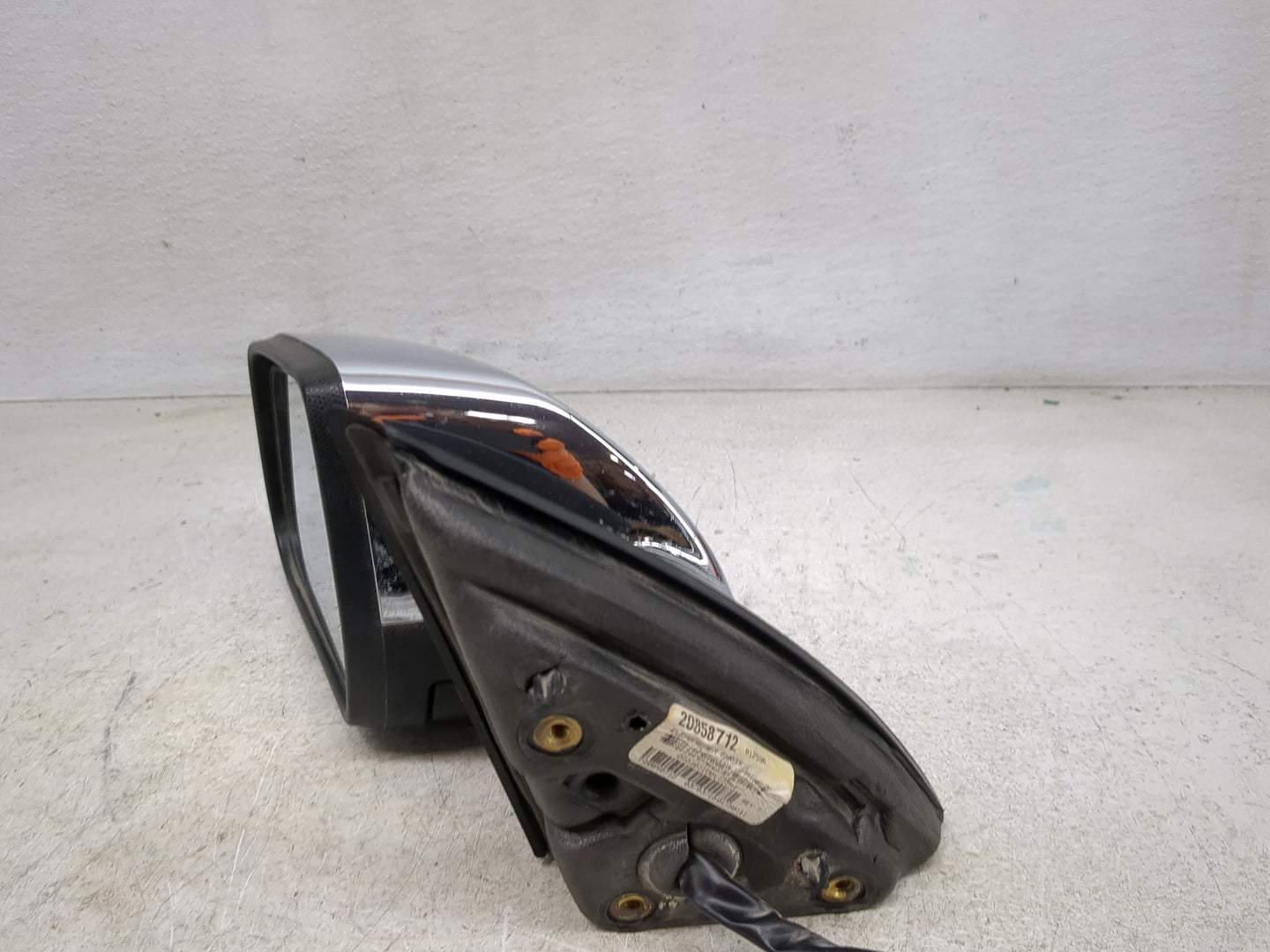 2010-2011 Chevrolet Equinox Driver Side View Mirror - Left Door Mirror OEM Used - Oemusedautoparts1.com