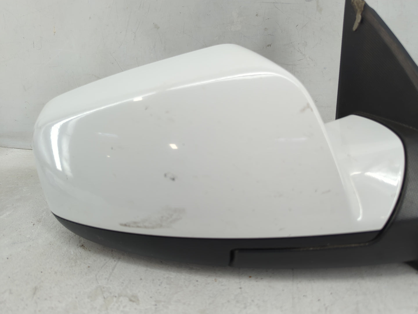 2010-2011 Chevrolet Equinox Passenger Side View Mirror - Right Door Mirror OEM Used - Oemusedautoparts1.com