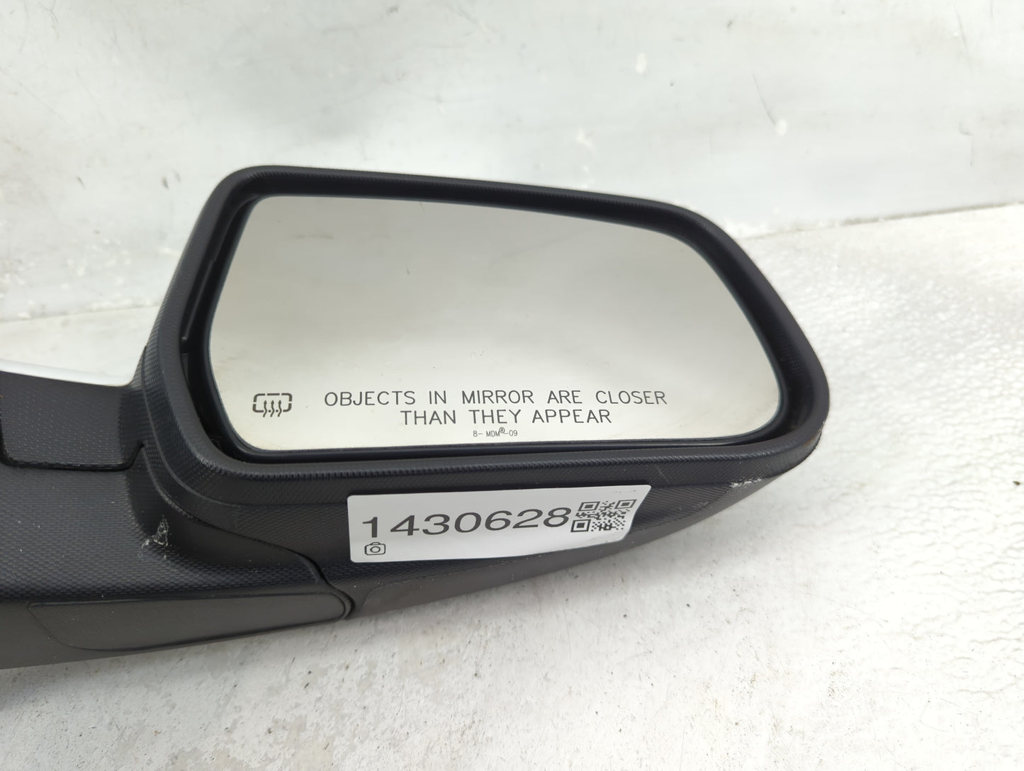 2010-2011 Chevrolet Equinox Passenger Side View Mirror - Right Door Mirror OEM Used - Oemusedautoparts1.com
