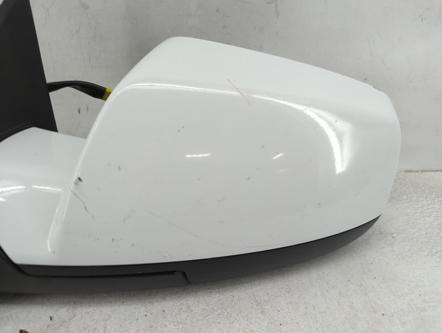 2010-2011 Chevrolet Equinox Driver Side View Mirror - Left Door Mirror OEM Used - Oemusedautoparts1.com
