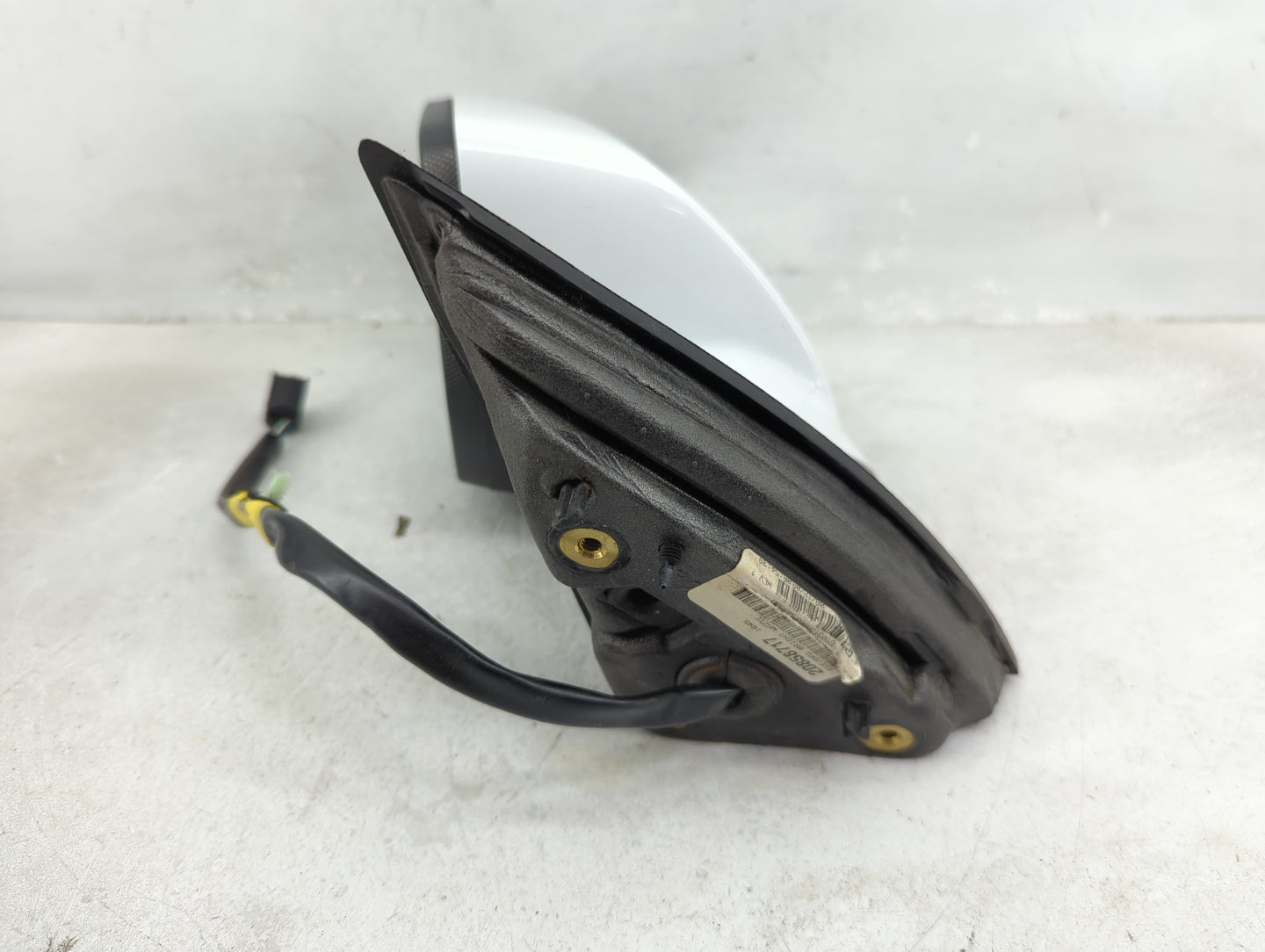 2010-2011 Chevrolet Equinox Driver Side View Mirror - Left Door Mirror OEM Used - Oemusedautoparts1.com