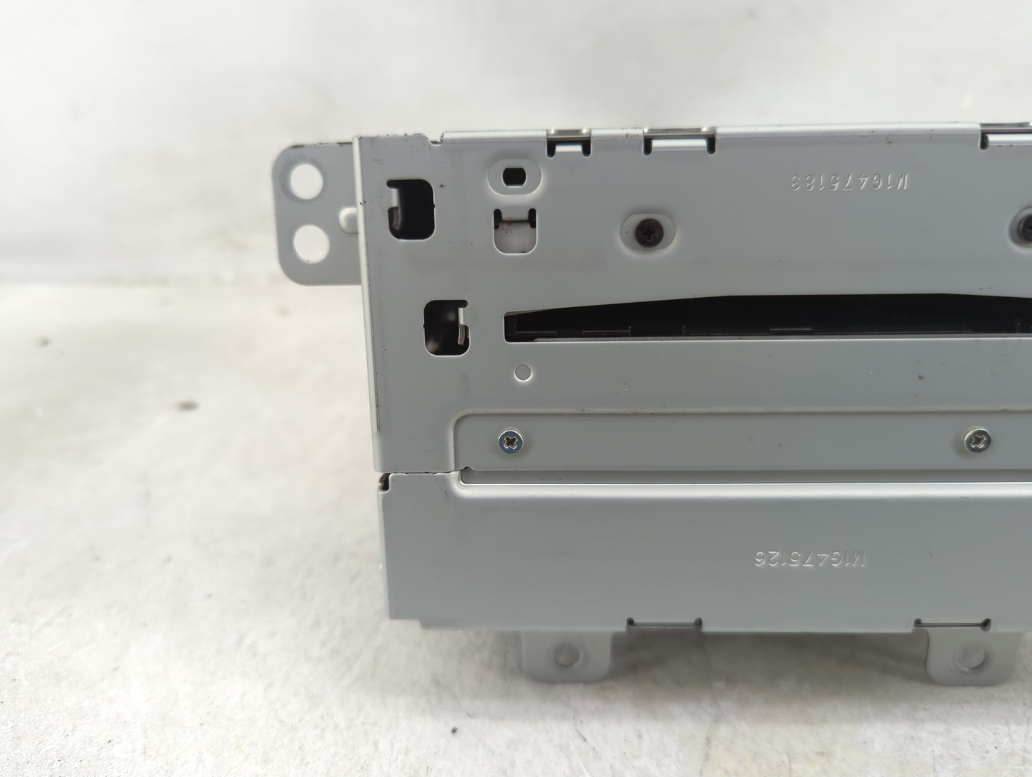 2010 Chevrolet Equinox Radio AM FM Cd Player Receiver Replacement P/N:20907419 CQ-FG5960YC Fits Fits 2011 OEM Used Auto Part