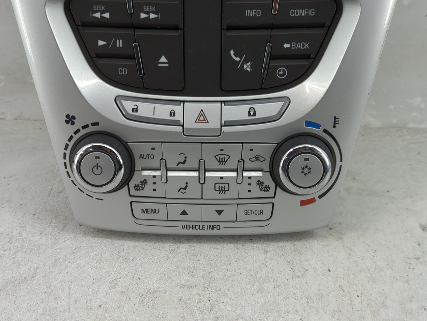2010-2011 Chevrolet Equinox Radio Control Panel Silver - Oemusedautoparts1.com