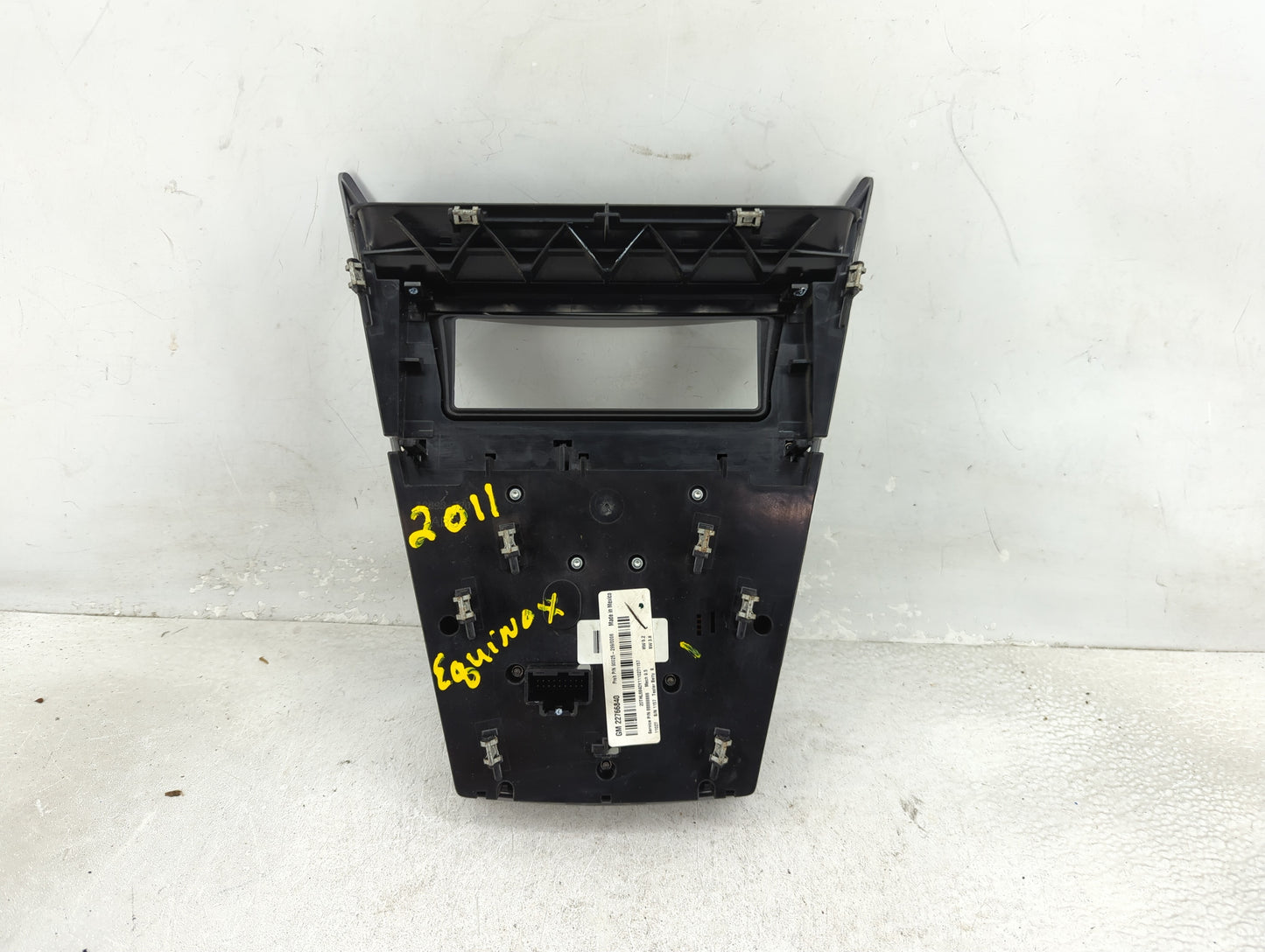 2010-2011 Chevrolet Equinox Radio Control Panel Silver - Oemusedautoparts1.com