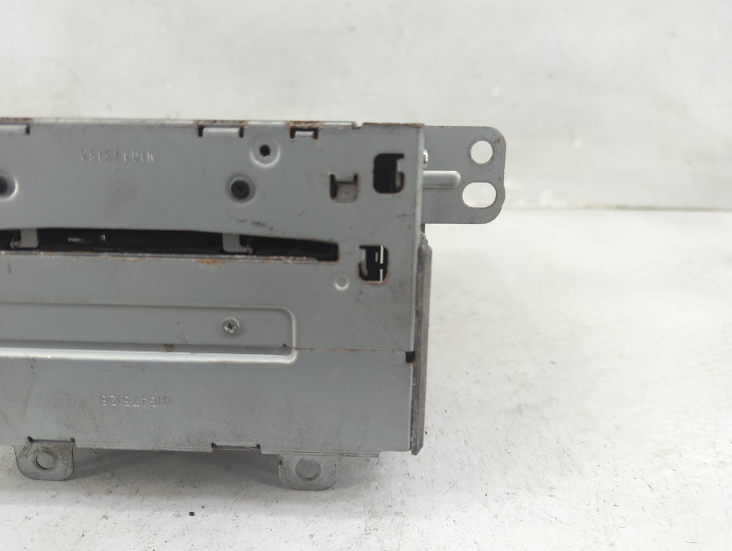 2010 Chevrolet Equinox Radio AM FM Cd Player Receiver Replacement P/N:20854719 CQ-FG5960YC Fits OEM Used Auto Parts - Oemuse