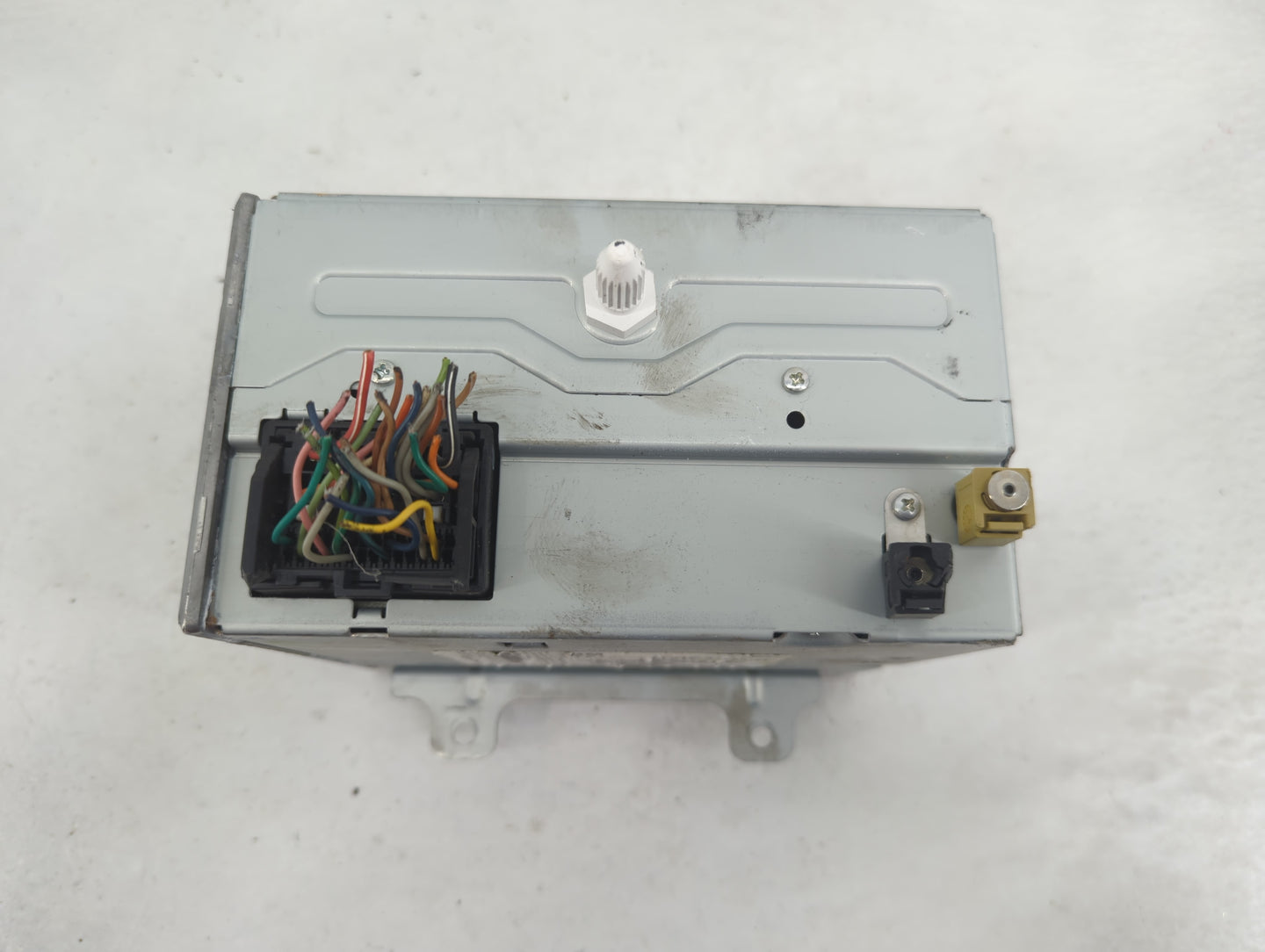 2010 Chevrolet Equinox Radio AM FM Cd Player Receiver Replacement P/N:20854719 CQ-FG5960YC Fits OEM Used Auto Parts - Oemuse