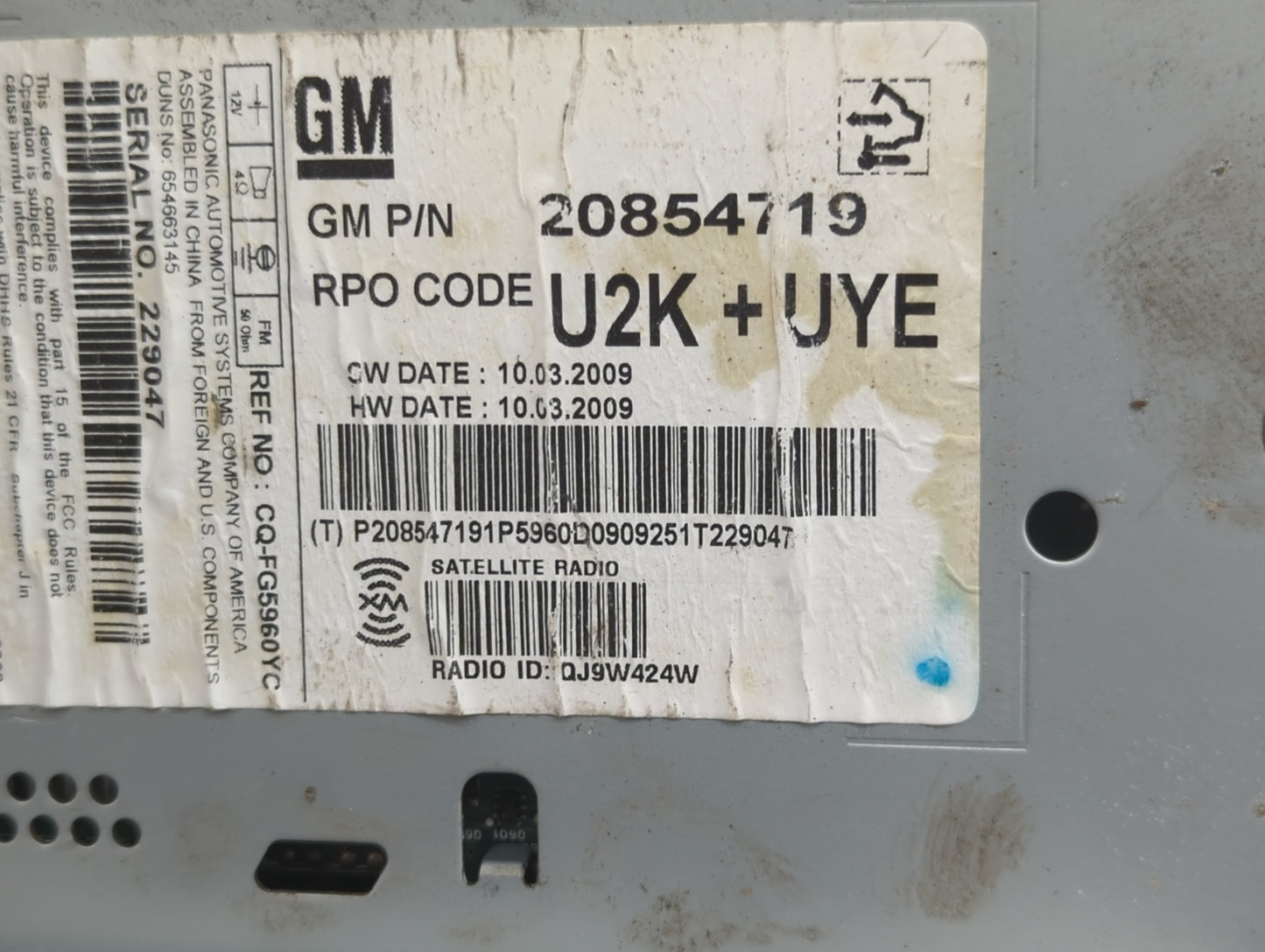 2010 Chevrolet Equinox Radio AM FM Cd Player Receiver Replacement P/N:20854719 CQ-FG5960YC Fits OEM Used Auto Parts - Oemuse