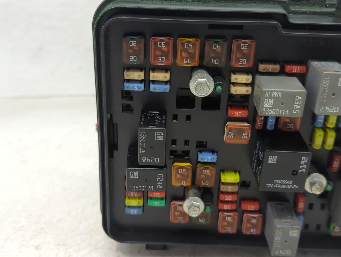 2010 Chevrolet Equinox Fusebox Fuse Box Panel Relay Module P/N:20848337 Fits OEM Used Auto Parts - Oemusedautoparts1.com