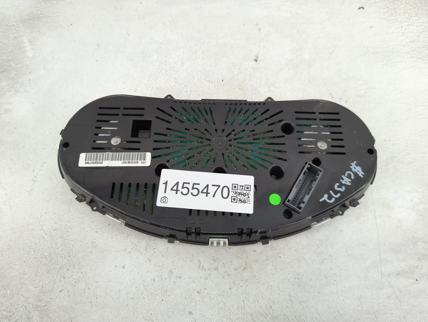 2010 Chevrolet Equinox Instrument Cluster Speedometer Gauges P/N:A2C53381691 Miles: Fits OEM Used Auto Parts - Oemusedautopa