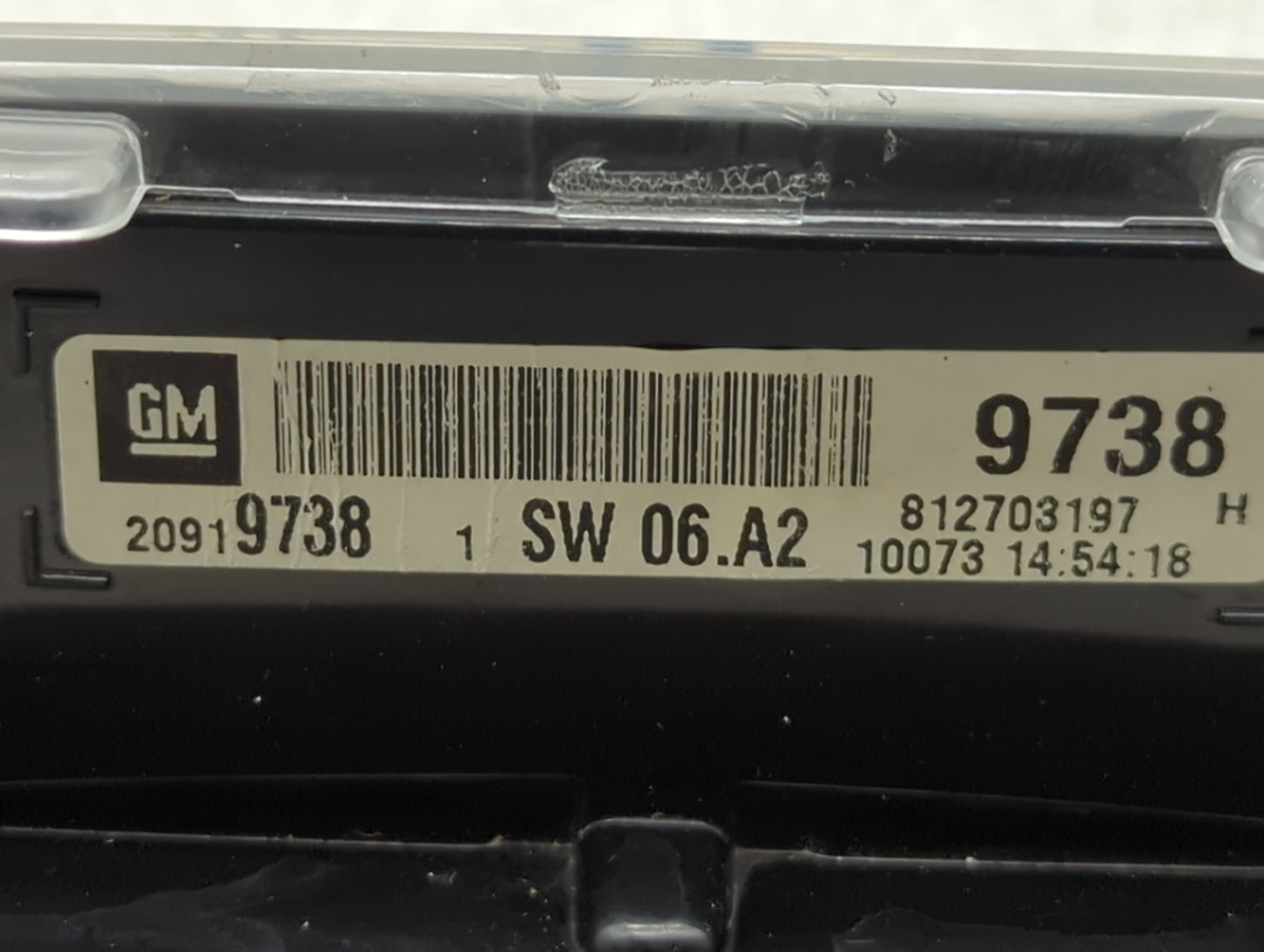 2010 Chevrolet Equinox Instrument Cluster Speedometer Gauges P/N:20919738 Miles: Fits OEM Used Auto Parts - Oemusedautoparts
