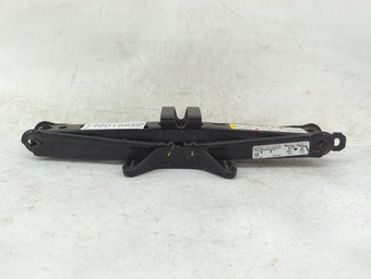compare product 2010 Chevrolet Equinox Undefined Black 1460158