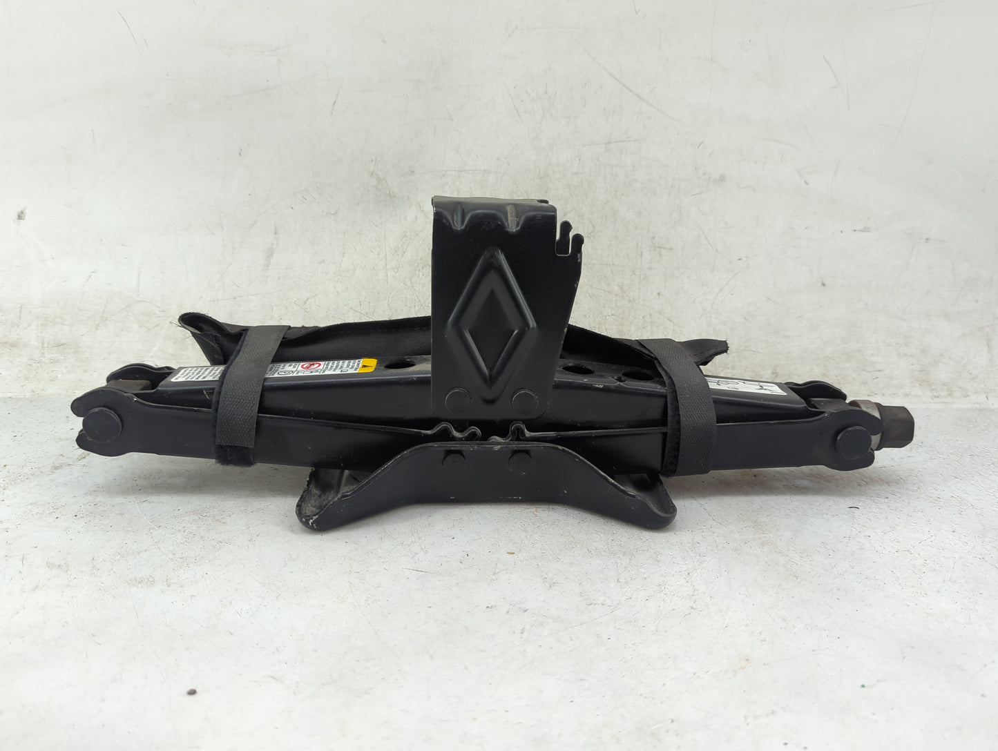 2010 Chevrolet Equinox Spare Scissor Car Jack 1460227 - Oemusedautoparts1.com