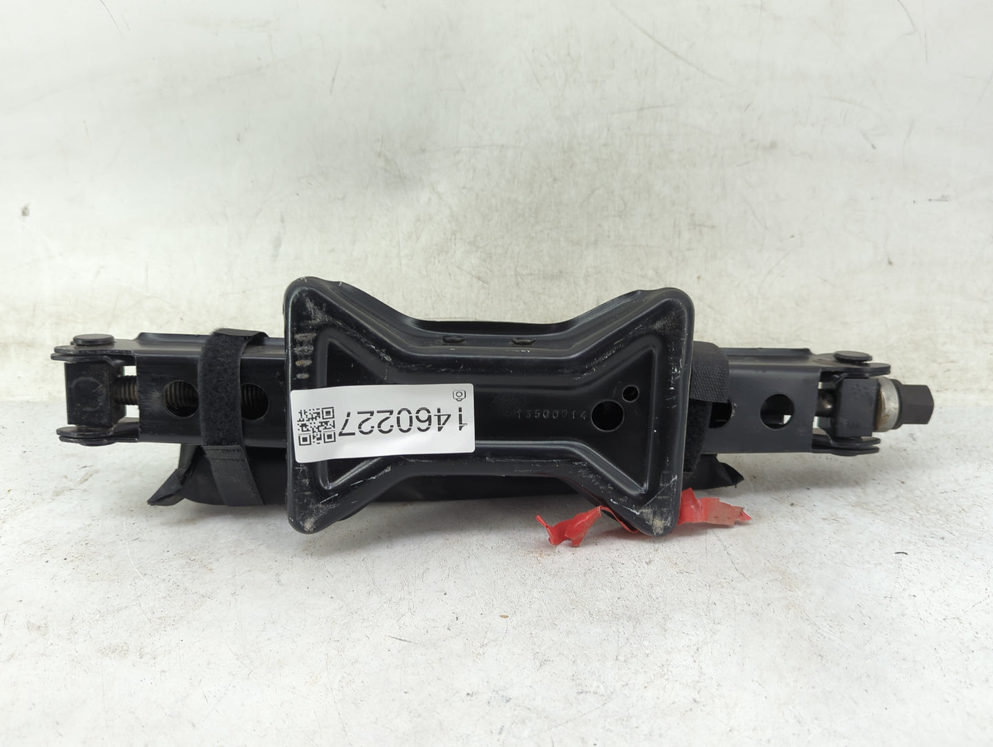 2010 Chevrolet Equinox Spare Scissor Car Jack 1460227 - Oemusedautoparts1.com