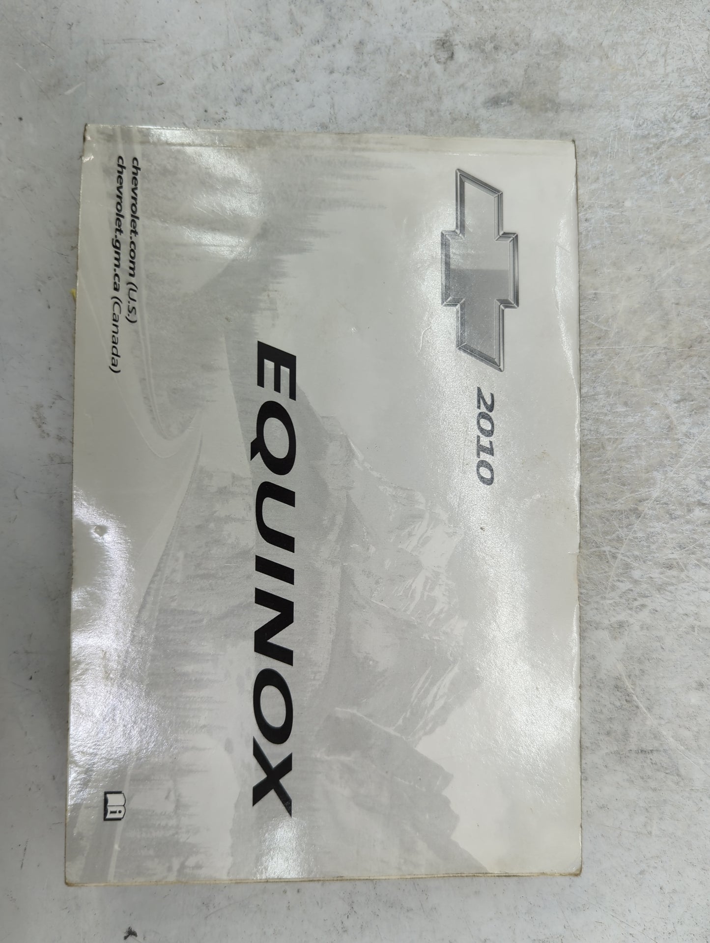 2010 Chevrolet Equinox Owners Manual Book Guide P/N:25798562 OEM Used Auto Parts - Oemusedautoparts1.com