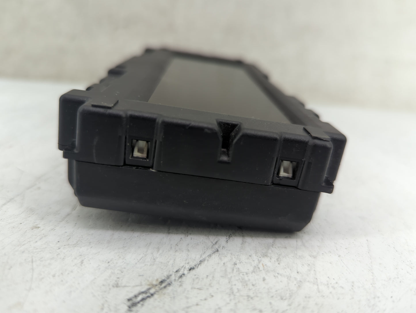 2010-2011 Chevrolet Equinox Radio AM FM Cd Player Receiver Replacement P/N:95952766G Fits Fits 2010 2011 OEM Used Auto Parts