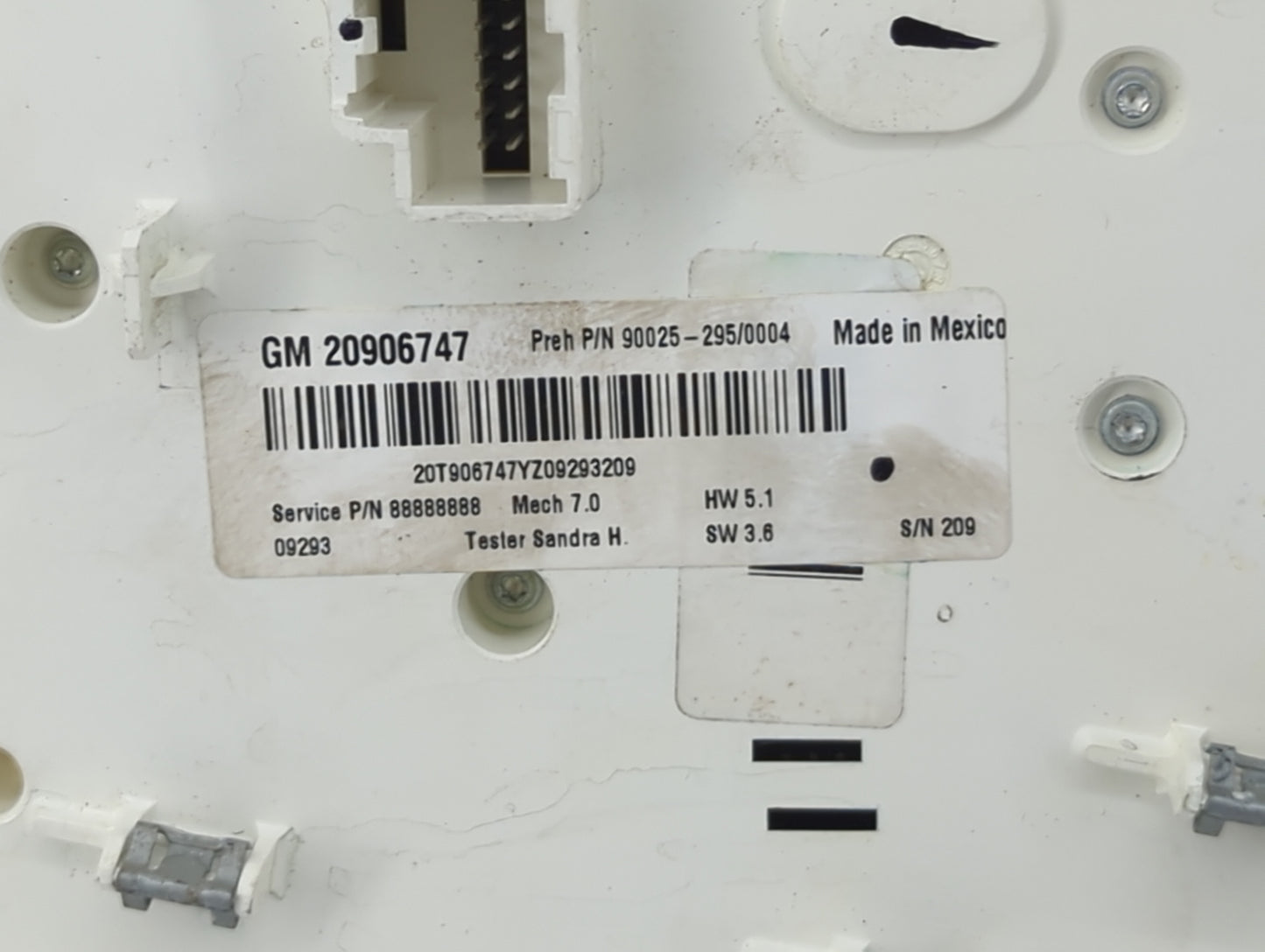 2010-2011 Chevrolet Equinox Radio Control Panel 1464367 - Oemusedautoparts1.com