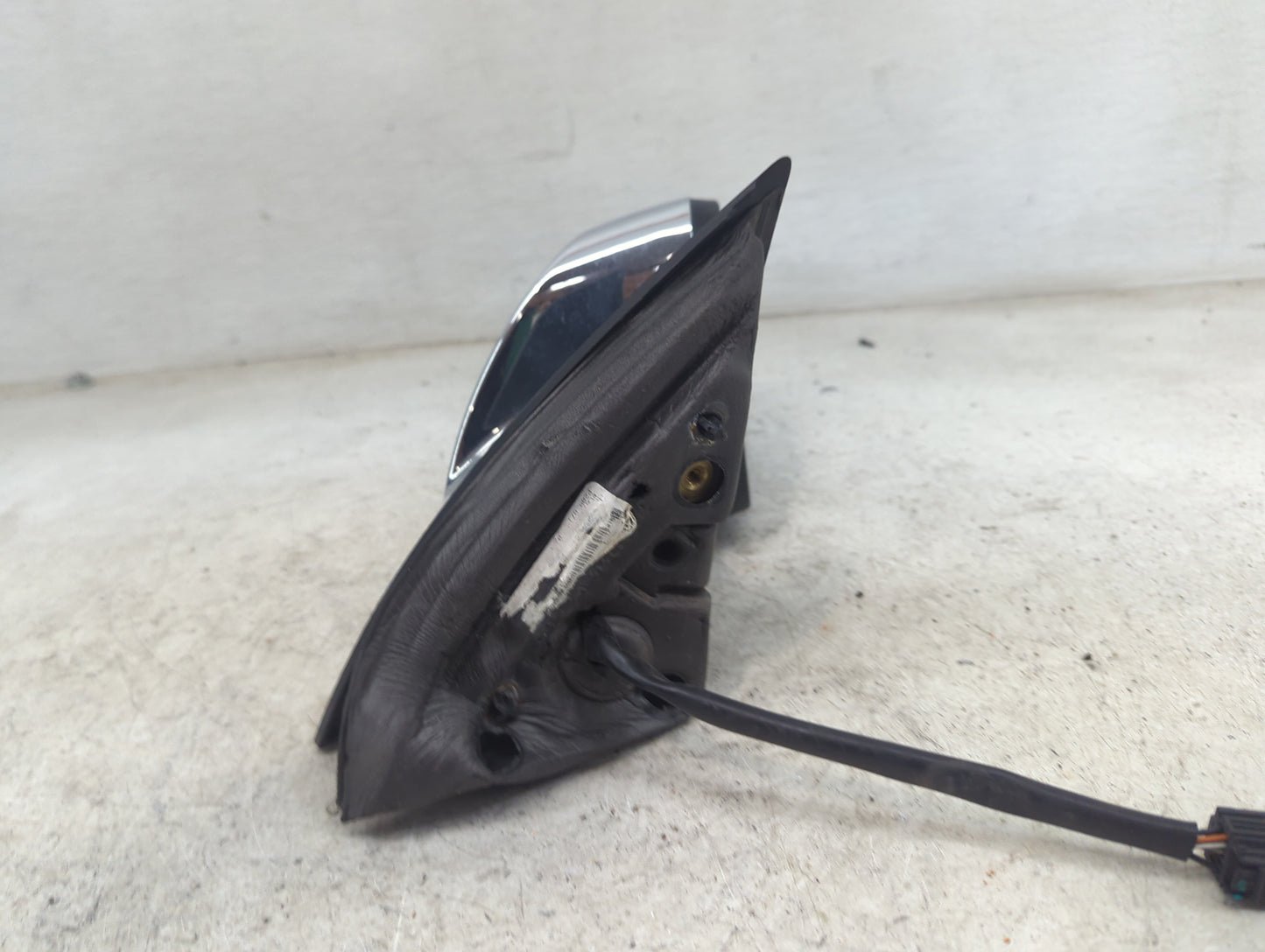 2010-2011 Chevrolet Equinox Passenger Side View Mirror - Right Door Mirror OEM Used - Oemusedautoparts1.com