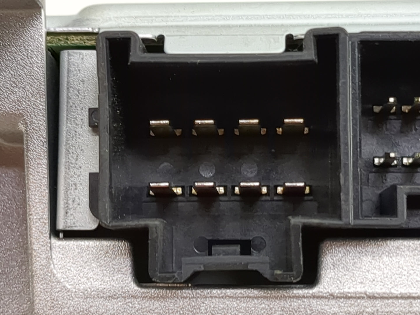 2010-2017 Chevrolet Equinox Radio Speaker Amplifier 1474775 - Oemusedautoparts1.com